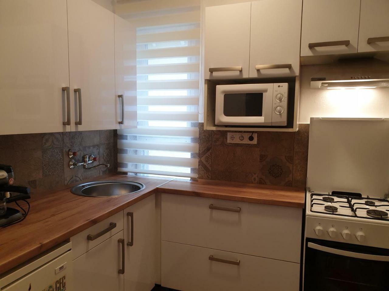 Adri Apartman ซาลาคาโรส ภายนอก รูปภาพ